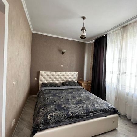 Видовая 1 Ком На Осокорках Kiev Luaran gambar